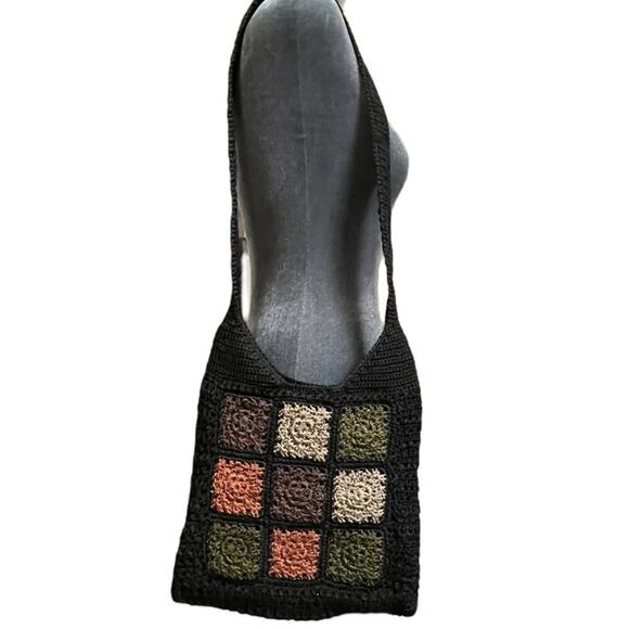 Granny Square Purse. Neutral Color with Black, Snap Closure - Picture 1 of 4